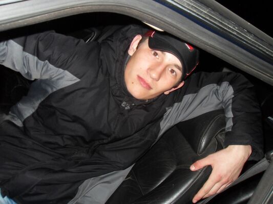  ,   Dima, 33 ,   