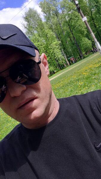  ,   Wadim, 40 ,   ,   