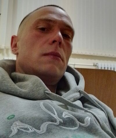  ,   Shad, 36 ,   ,   , c 