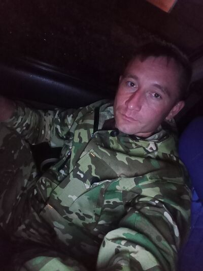  ,   Wolf, 34 ,   ,   