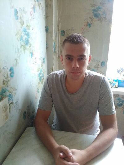  ,   Leomax, 37 ,   ,   , c 