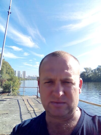  ,   Iulik, 44 ,   ,   , c 