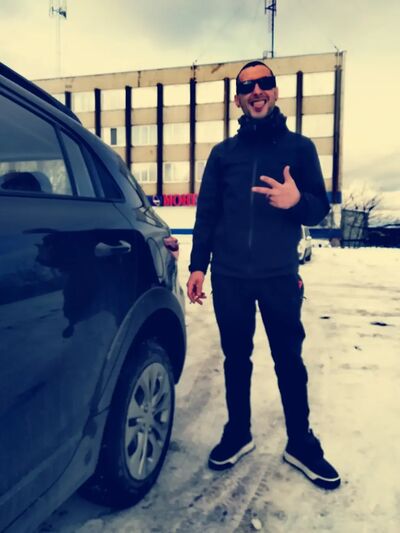  ,   Azat, 42 ,   ,   , c 