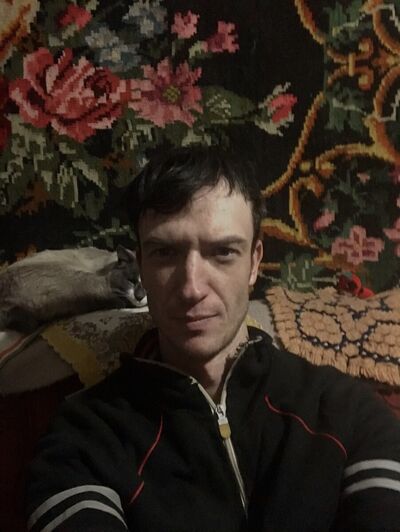  ,   Mikhail, 28 ,   ,   , c 