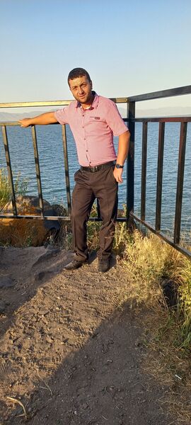  ,   Artur, 36 ,   ,   