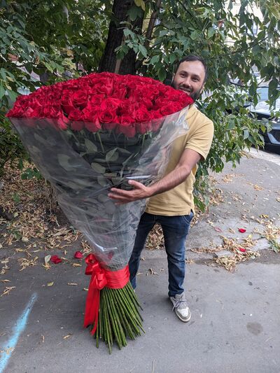  ,   Mukhamed, 37 ,   ,   