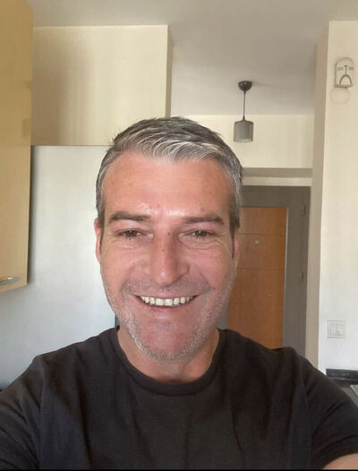  ,   Ali, 44 ,   ,   