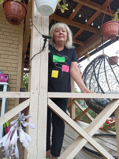  ,   Elena, 50 ,   c 