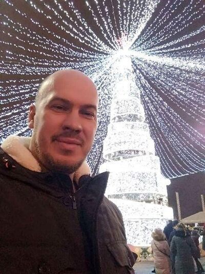  ,   Russ, 40 ,   ,   , c , 