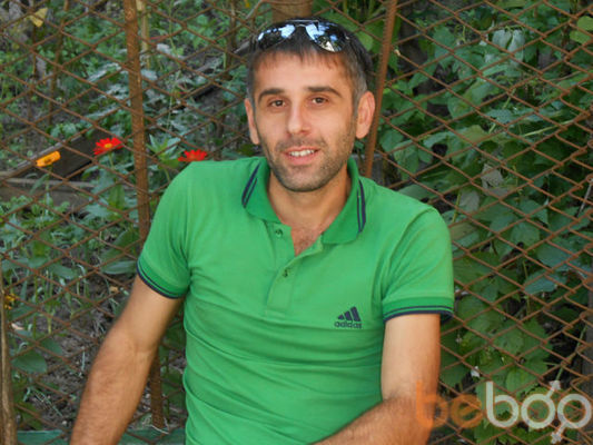  ,   Joni, 40 ,   