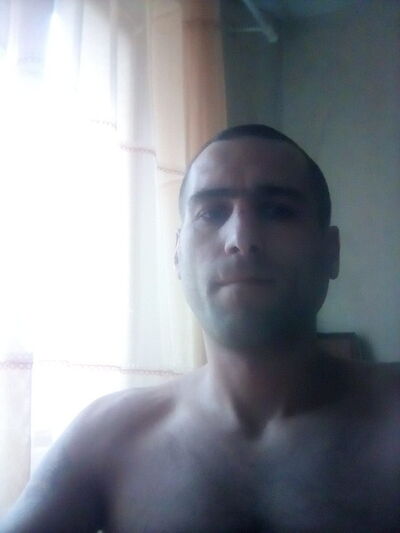  ,   Denis, 43 ,   ,   , c 
