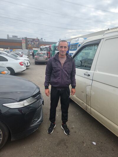  ,   Guram, 40 ,   ,   