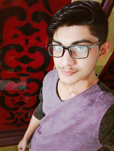  ,   Hamza ali, 25 ,   ,   