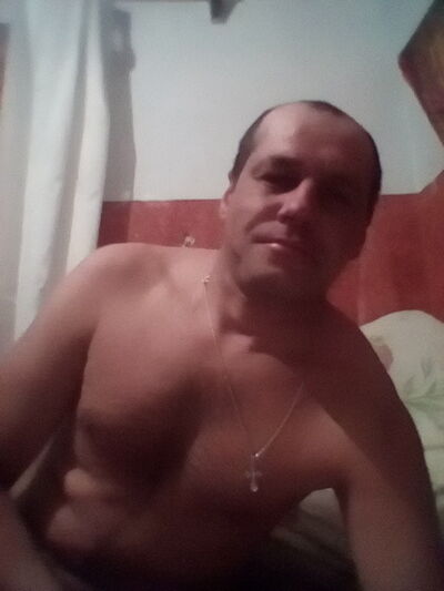  ,   Viktor, 46 ,     , c 
