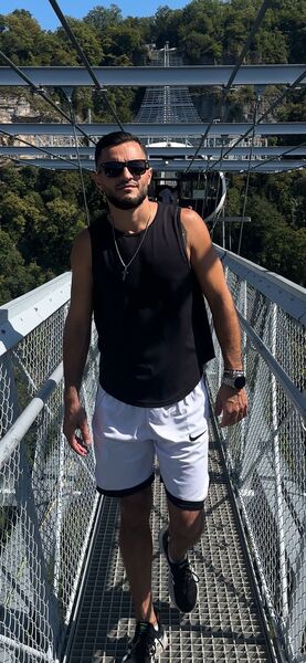  ,   , 28 ,   ,   