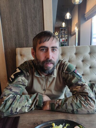 ,   Alex, 43 ,   ,   , c 