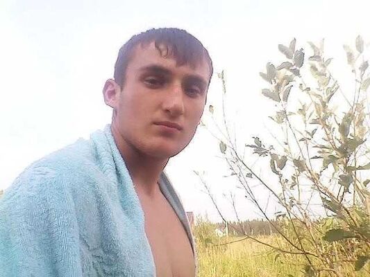  ,   Armen, 32 ,   ,   , c 