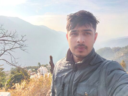  ,   Neeraj, 25 ,   ,   