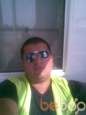  ,   Mamed, 32 ,  