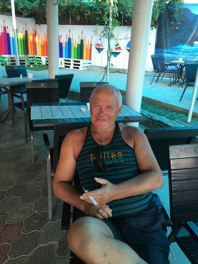  ,   Alex, 64 ,   c 