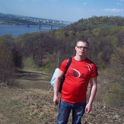  ,   Denis, 32 ,   ,   , c 