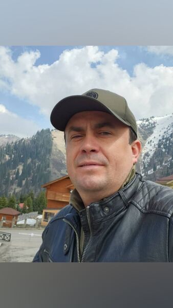  ,   Maxim, 37 ,   ,   