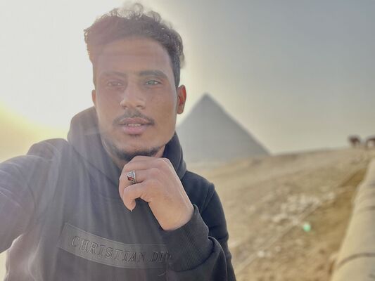  ,   Adam, 25 ,   ,   