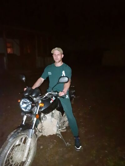  ,   Pavel, 24 ,   ,   , c , 