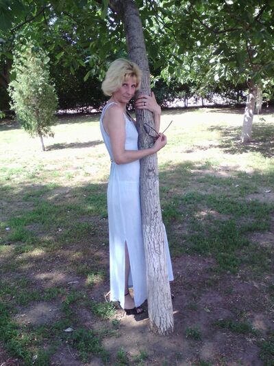  --,   Lana, 50 ,     , c 