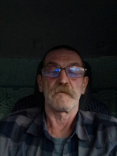  ,   Mikhail, 60 ,   ,   