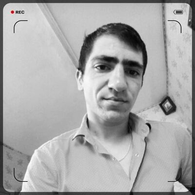  ,   Alex, 33 ,   ,   , c 