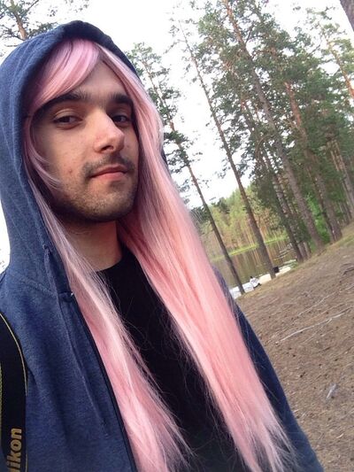  ,   Max, 34 ,   