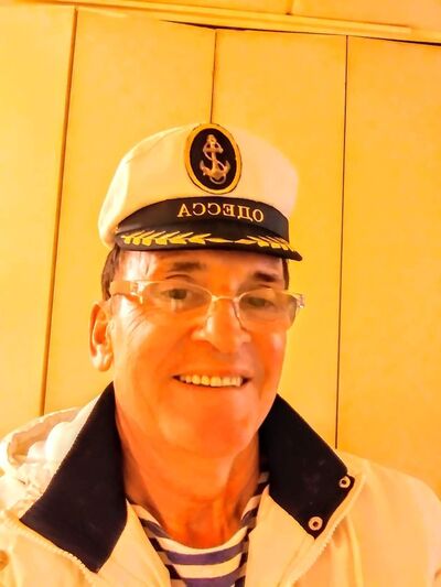  New York City,   Viacheslav, 67 ,   c 