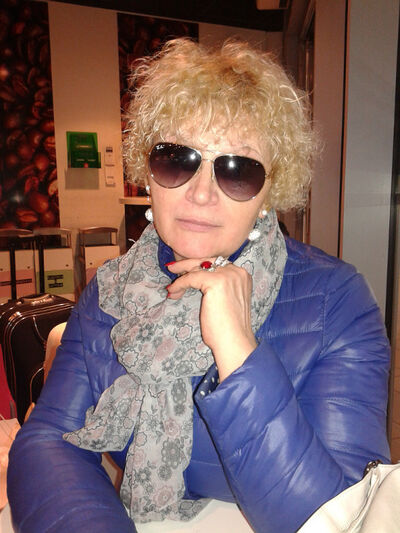  ,   Scarllet, 61 ,     , c 