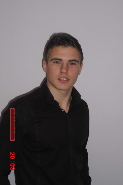  ,   ADES ALEX, 30 ,   