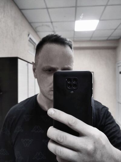  ,   Aleks, 39 ,   