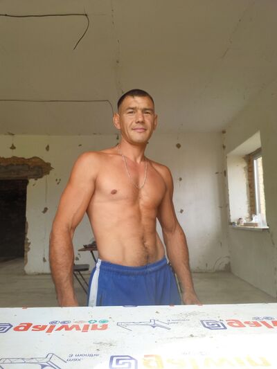  ,   Oleg, 44 ,   ,   , c 