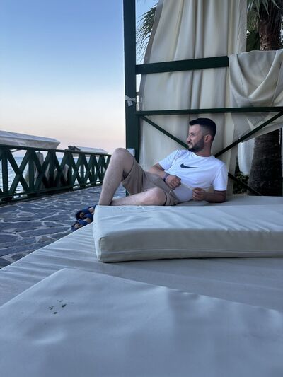  ,   Mehmet, 33 ,   ,   