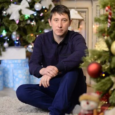  ,   Alexander, 32 ,   ,   