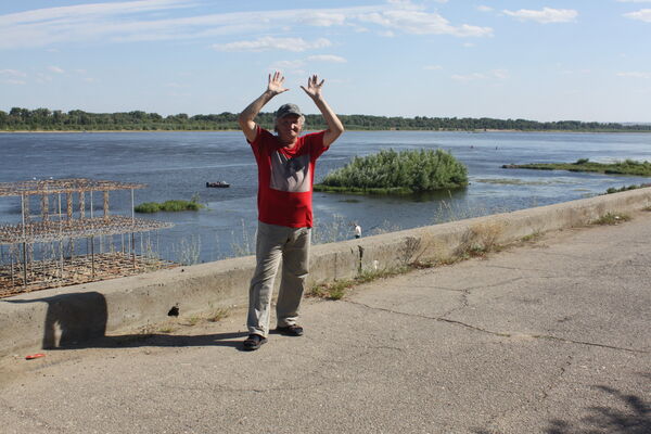  ,   Oleg, 63 ,   c , 