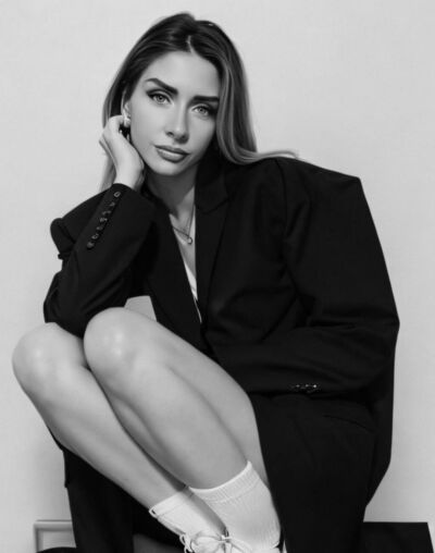  ,   Anastasia, 27 ,   ,   