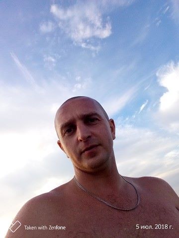  27054877  , 37 ,    