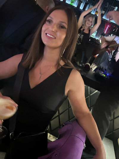  ,   Svetllana, 48 ,   c 