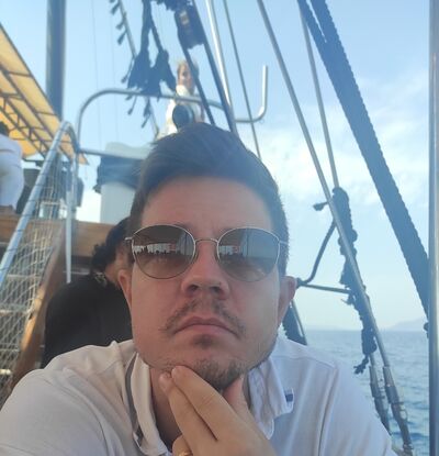  ,   Koray, 39 ,   ,   