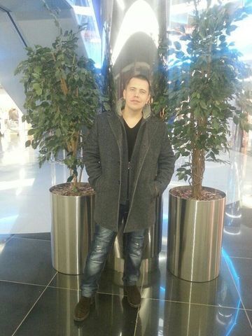  5734857  Volod9, 37 ,    