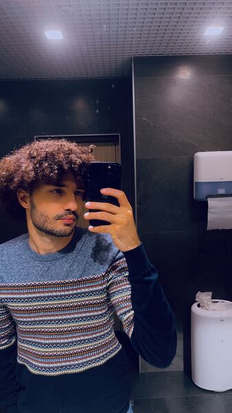  -,   Sam, 28 ,   ,   , c , 