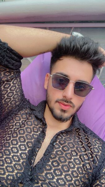  ,   Hemant, 22 ,   ,   