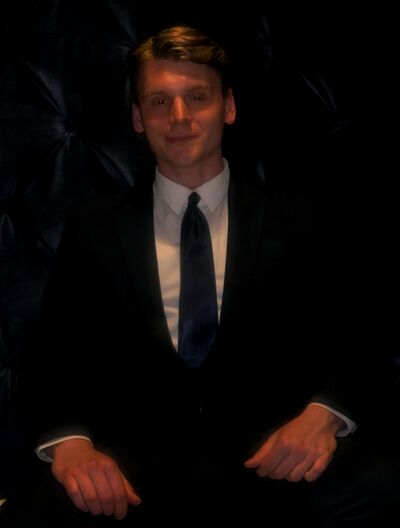  ,   Alex, 22 ,   ,   , c 