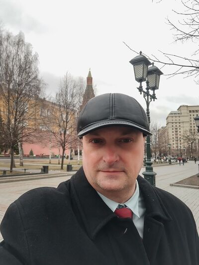  ,   Michael, 49 ,   c 