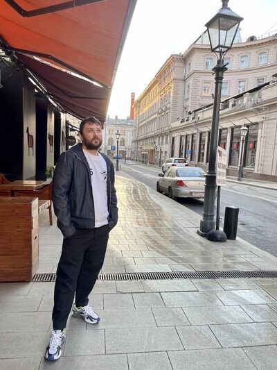  ,   Pavel, 37 ,   ,   